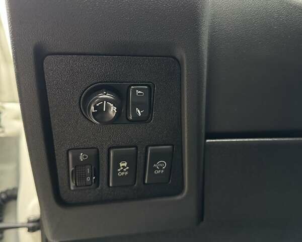 Ниссан Кашкай 2 2013 в Дубно на Automoto.ua Белый Ниссан Кашкай 2, объемом двигателя 1.6 л и пробегом 233 тыс. км за 11499 $, фото 30 на Automoto.ua