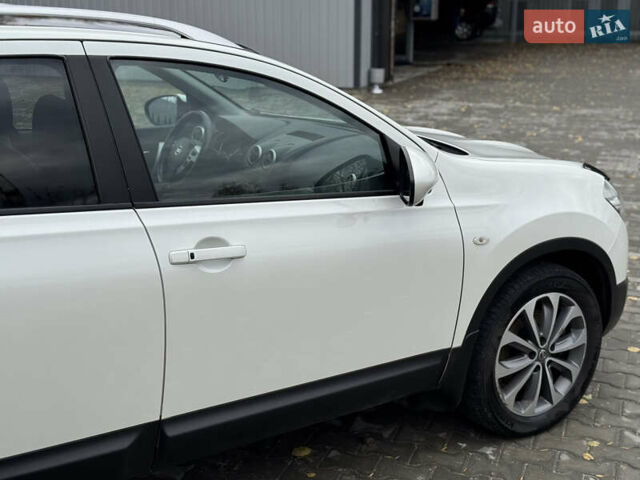 Ниссан Кашкай 2 2013 в Ровно на Automoto.ua Белый Ниссан Кашкай 2, объемом двигателя 1.6 л и пробегом 213 тыс. км за 12800 $, фото 35 на Automoto.ua