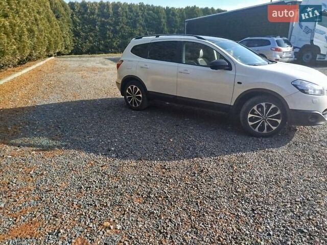 Білий Ніссан Кашкай 2, об'ємом двигуна 1.6 л та пробігом 235 тис. км за 11999 $, фото 10 на Automoto.ua