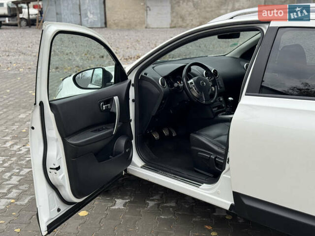 Ниссан Кашкай 2 2013 в Ровно на Automoto.ua Белый Ниссан Кашкай 2, объемом двигателя 1.6 л и пробегом 213 тыс. км за 12800 $, фото 38 на Automoto.ua