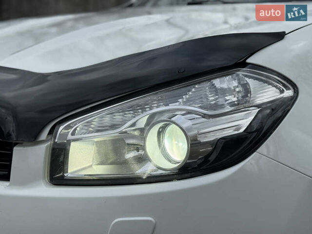 Ниссан Кашкай 2 2013 в Ровно на Automoto.ua Белый Ниссан Кашкай 2, объемом двигателя 1.6 л и пробегом 213 тыс. км за 12800 $, фото 67 на Automoto.ua