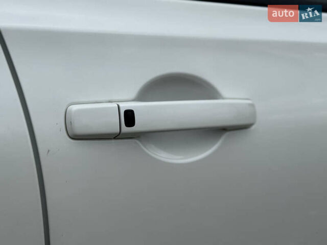 Ниссан Кашкай 2 2013 в Ровно на Automoto.ua Белый Ниссан Кашкай 2, объемом двигателя 1.6 л и пробегом 213 тыс. км за 12800 $, фото 36 на Automoto.ua