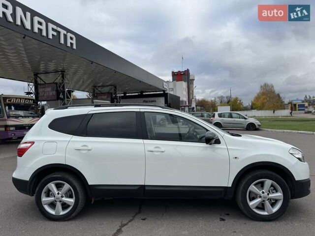 Ниссан Кашкай 2 2013 в Дубно на Automoto.ua Белый Ниссан Кашкай 2, объемом двигателя 1.6 л и пробегом 233 тыс. км за 11499 $, фото 5 на Automoto.ua