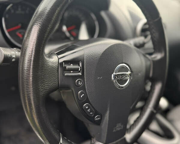 Ниссан Кашкай 2 2013 в Черкассах на Automoto.ua Белый Ниссан Кашкай 2, объемом двигателя 1.6 л и пробегом 280 тыс. км за 10300 $, фото 14 на Automoto.ua