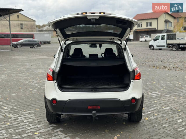 Ниссан Кашкай 2 2013 в Ровно на Automoto.ua Белый Ниссан Кашкай 2, объемом двигателя 1.6 л и пробегом 213 тыс. км за 12800 $, фото 27 на Automoto.ua