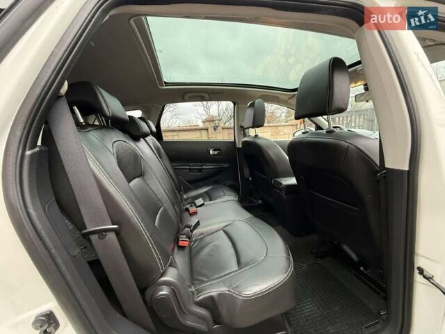 Белый Ниссан Кашкай 2, объемом двигателя 1.6 л и пробегом 221 тыс. км за 10900 $, фото 24 на Automoto.ua