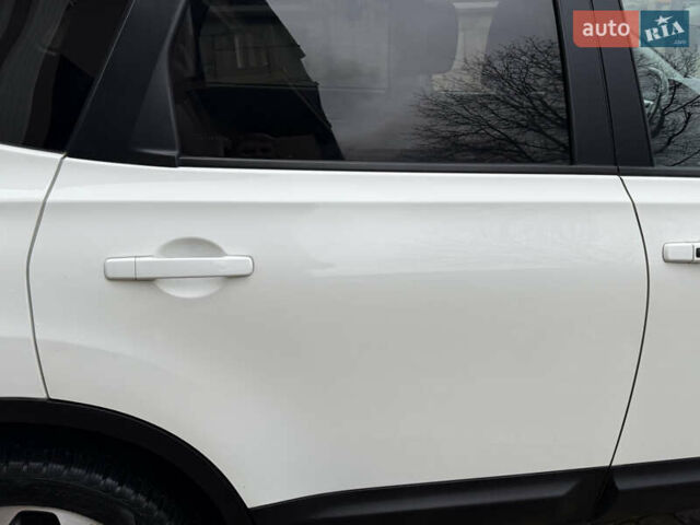 Белый Ниссан Кашкай 2, объемом двигателя 1.6 л и пробегом 220 тыс. км за 10650 $, фото 53 на Automoto.ua