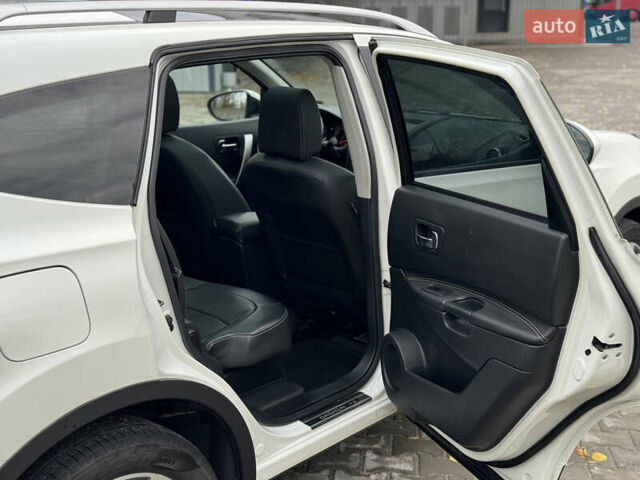 Ниссан Кашкай 2 2013 в Ровно на Automoto.ua Белый Ниссан Кашкай 2, объемом двигателя 1.6 л и пробегом 213 тыс. км за 12800 $, фото 60 на Automoto.ua