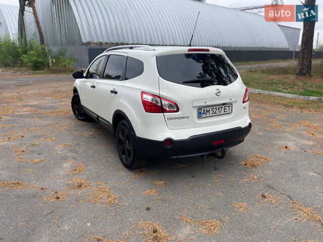 Ниссан Кашкай 2 2013 в Новых Санжарах на Automoto.ua Белый Ниссан Кашкай 2, объемом двигателя 1.5 л и пробегом 307 тыс. км за 10000 $, фото 6 на Automoto.ua