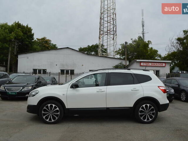 Белый Ниссан Кашкай 2, объемом двигателя 1.6 л и пробегом 346 тыс. км за 11500 $, фото 3 на Automoto.ua