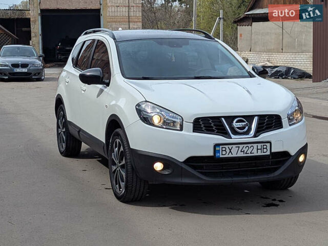 Білий Ніссан Кашкай 2, об'ємом двигуна 1.6 л та пробігом 273 тис. км за 11500 $, фото 2 на Automoto.ua