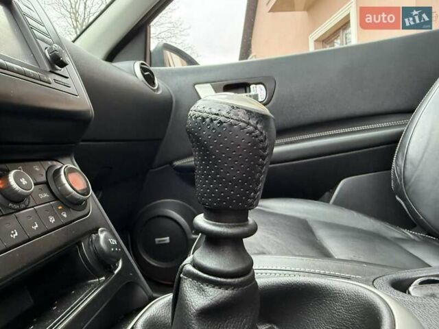 Белый Ниссан Кашкай 2, объемом двигателя 1.6 л и пробегом 221 тыс. км за 10900 $, фото 21 на Automoto.ua