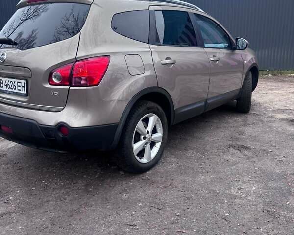 Бежевый Ниссан Кашкай 2, объемом двигателя 2 л и пробегом 250 тыс. км за 8800 $, фото 7 на Automoto.ua