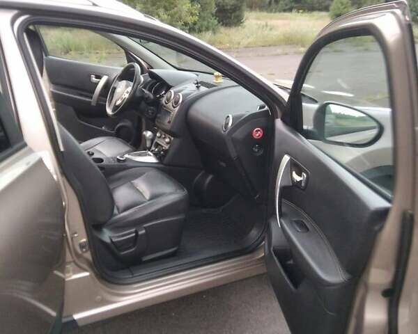 Бежевий Ніссан Кашкай 2, об'ємом двигуна 2 л та пробігом 235 тис. км за 10200 $, фото 1 на Automoto.ua