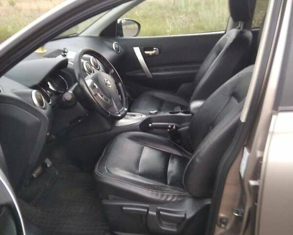Бежевий Ніссан Кашкай 2, об'ємом двигуна 2 л та пробігом 235 тис. км за 10200 $, фото 3 на Automoto.ua