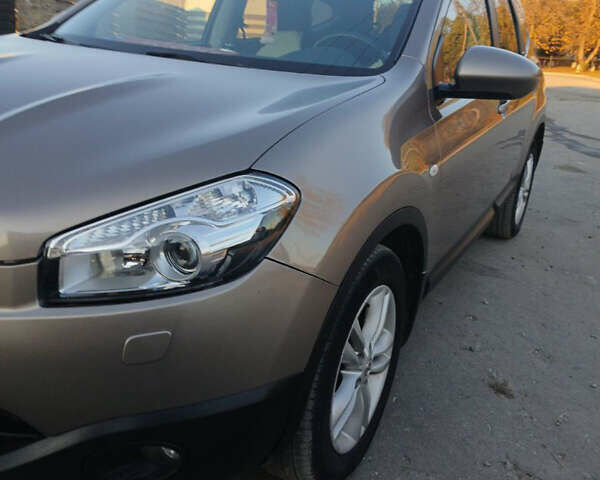 Ниссан Кашкай 2 2011 в Каменце-Подольском на Automoto.ua Бежевый Ниссан Кашкай 2, объемом двигателя 2 л и пробегом 250 тыс. км за 12000 $, фото 18 на Automoto.ua