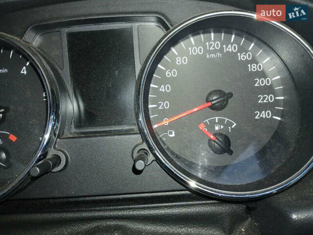 Ниссан Кашкай 2 2011 в Каменце-Подольском на Automoto.ua Бежевый Ниссан Кашкай 2, объемом двигателя 2 л и пробегом 250 тыс. км за 12000 $, фото 9 на Automoto.ua