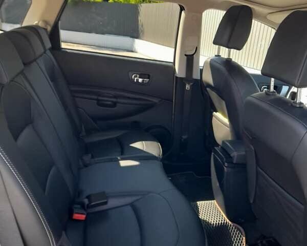 Бежевий Ніссан Кашкай 2, об'ємом двигуна 2 л та пробігом 180 тис. км за 13500 $, фото 24 на Automoto.ua