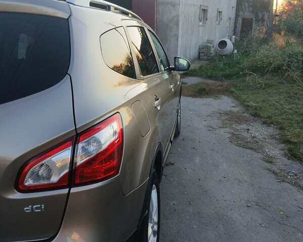 Ниссан Кашкай 2 2011 в Каменце-Подольском на Automoto.ua Бежевый Ниссан Кашкай 2, объемом двигателя 2 л и пробегом 250 тыс. км за 12000 $, фото 32 на Automoto.ua