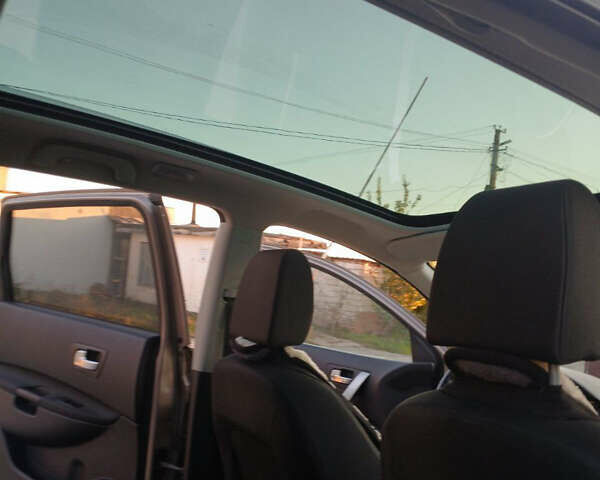 Ниссан Кашкай 2 2011 в Каменце-Подольском на Automoto.ua Бежевый Ниссан Кашкай 2, объемом двигателя 2 л и пробегом 250 тыс. км за 12000 $, фото 11 на Automoto.ua