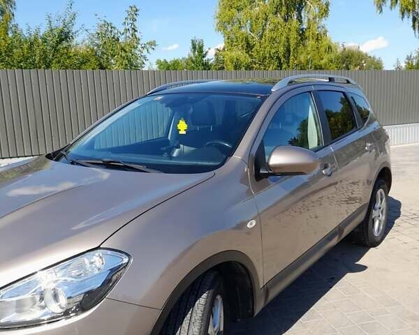 Бежевий Ніссан Кашкай 2, об'ємом двигуна 2 л та пробігом 180 тис. км за 13500 $, фото 6 на Automoto.ua