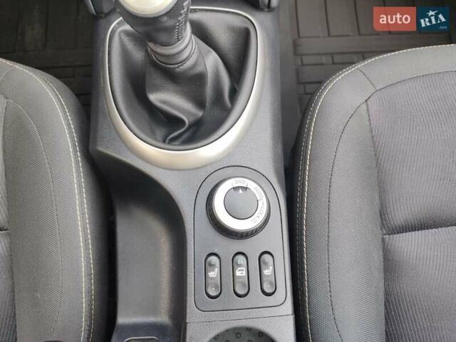 Бежевий Ніссан Кашкай 2, об'ємом двигуна 1.6 л та пробігом 227 тис. км за 10950 $, фото 38 на Automoto.ua