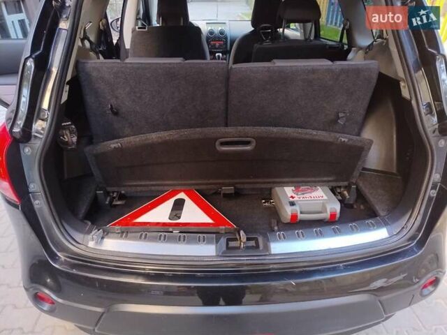 Черный Ниссан Кашкай 2, объемом двигателя 2 л и пробегом 167 тыс. км за 8300 $, фото 15 на Automoto.ua