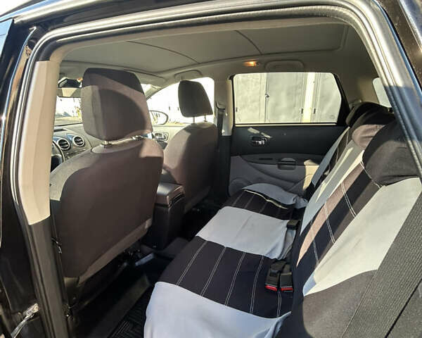 Ниссан Кашкай 2 2008 в Ивано-Франковске на Automoto.ua Черный Ниссан Кашкай 2, объемом двигателя 2 л и пробегом 278 тыс. км за 8700 $, фото 16 на Automoto.ua