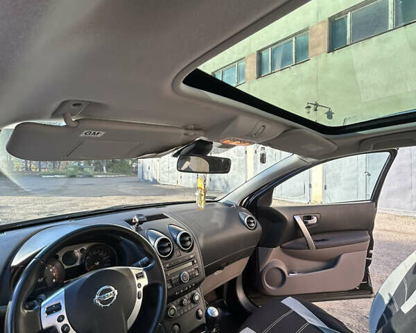 Ниссан Кашкай 2 2008 в Ивано-Франковске на Automoto.ua Черный Ниссан Кашкай 2, объемом двигателя 2 л и пробегом 278 тыс. км за 8700 $, фото 13 на Automoto.ua