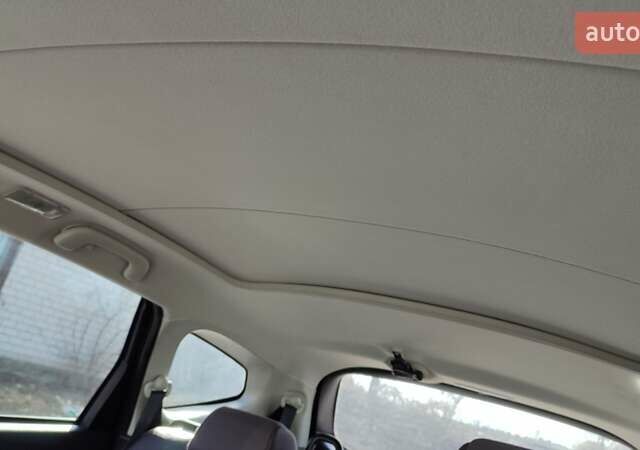 Чорний Ніссан Кашкай 2, об'ємом двигуна 2 л та пробігом 300 тис. км за 7800 $, фото 12 на Automoto.ua