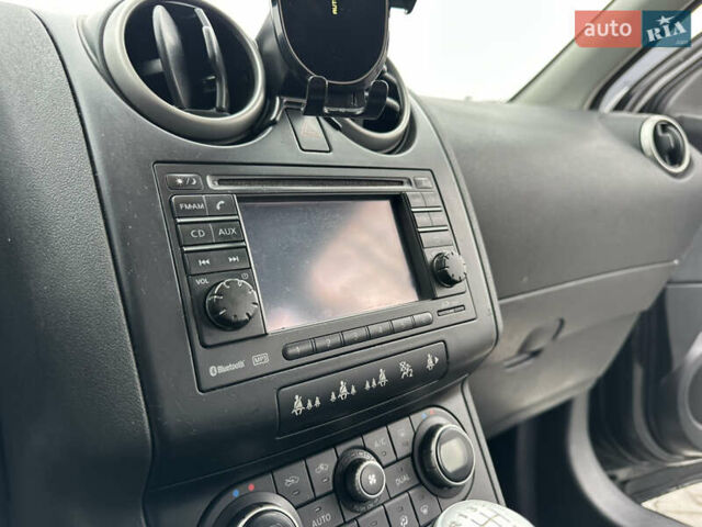 Черный Ниссан Кашкай 2, объемом двигателя 1.5 л и пробегом 281 тыс. км за 8499 $, фото 16 на Automoto.ua