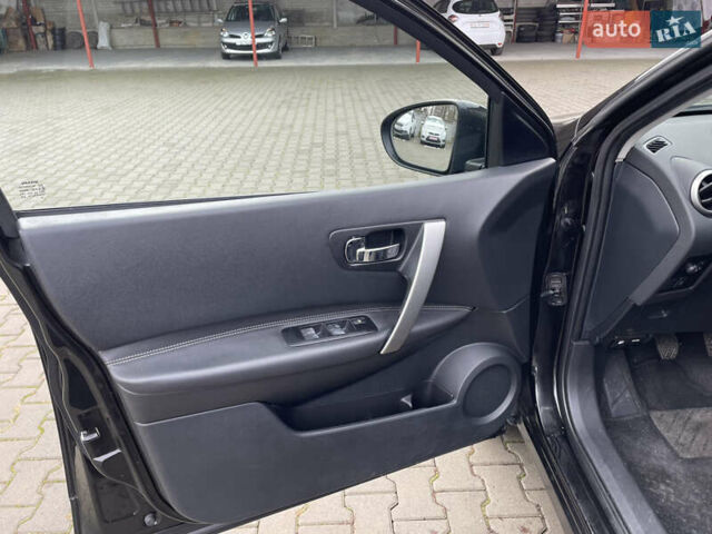 Черный Ниссан Кашкай 2, объемом двигателя 2 л и пробегом 231 тыс. км за 8900 $, фото 12 на Automoto.ua