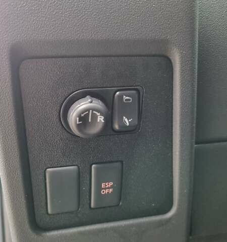 Черный Ниссан Кашкай 2, объемом двигателя 2 л и пробегом 179 тыс. км за 10500 $, фото 20 на Automoto.ua