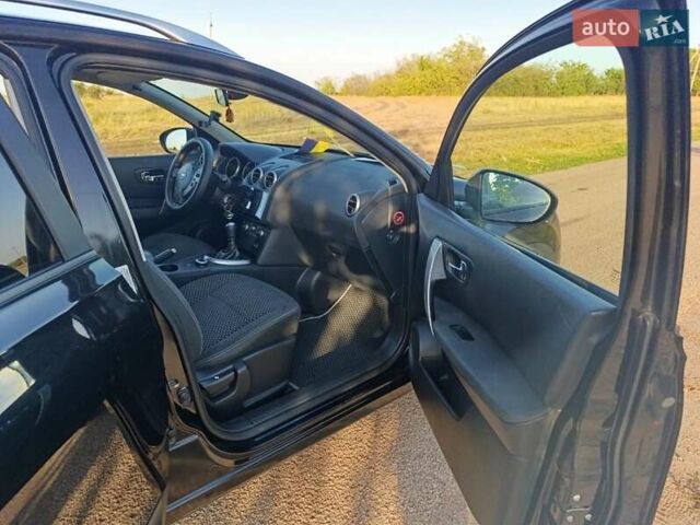 Черный Ниссан Кашкай 2, объемом двигателя 2 л и пробегом 270 тыс. км за 9200 $, фото 9 на Automoto.ua
