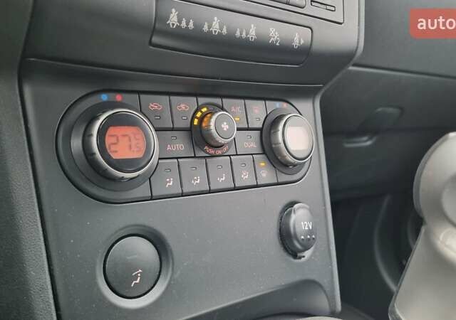 Черный Ниссан Кашкай 2, объемом двигателя 2 л и пробегом 179 тыс. км за 10500 $, фото 16 на Automoto.ua