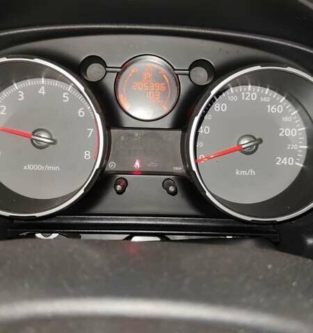 Чорний Ніссан Кашкай 2, об'ємом двигуна 2 л та пробігом 205 тис. км за 8700 $, фото 17 на Automoto.ua