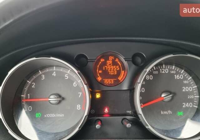 Черный Ниссан Кашкай 2, объемом двигателя 2 л и пробегом 179 тыс. км за 10500 $, фото 19 на Automoto.ua