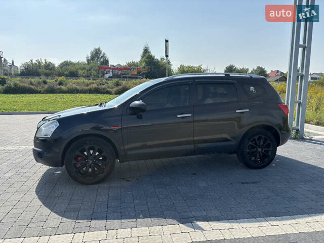 Чорний Ніссан Кашкай 2, об'ємом двигуна 2 л та пробігом 279 тис. км за 9800 $, фото 1 на Automoto.ua