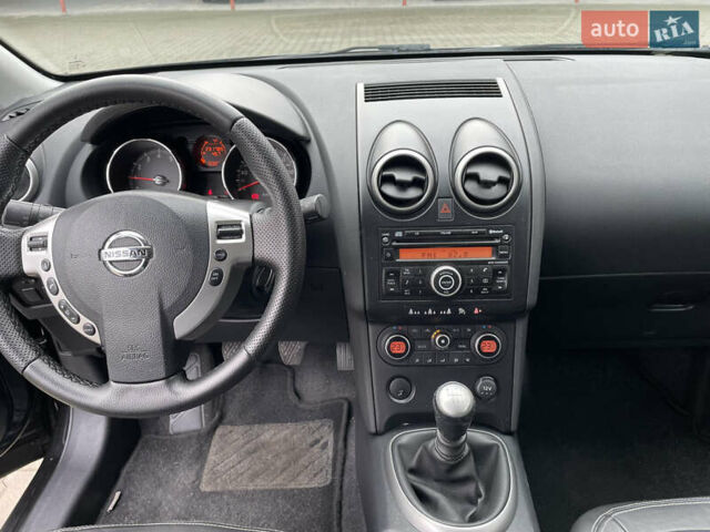 Черный Ниссан Кашкай 2, объемом двигателя 2 л и пробегом 231 тыс. км за 8900 $, фото 18 на Automoto.ua