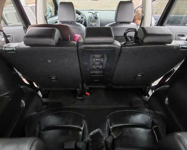 Ниссан Кашкай 2 2009 в Хусте на Automoto.ua Черный Ниссан Кашкай 2, объемом двигателя 2 л и пробегом 238 тыс. км за 9900 $, фото 9 на Automoto.ua