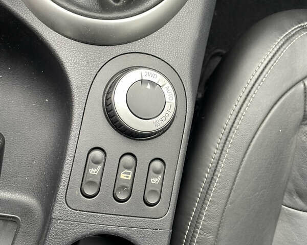 Черный Ниссан Кашкай 2, объемом двигателя 2 л и пробегом 231 тыс. км за 8900 $, фото 14 на Automoto.ua