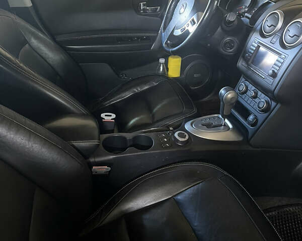 Ниссан Кашкай 2 2010 в Черновцах на Automoto.ua Черный Ниссан Кашкай 2, объемом двигателя 2 л и пробегом 211 тыс. км за 12000 $, фото 9 на Automoto.ua