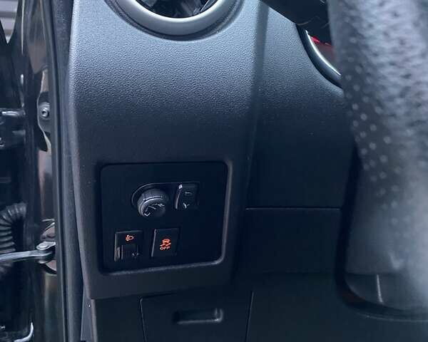 Черный Ниссан Кашкай 2, объемом двигателя 1.5 л и пробегом 228 тыс. км за 9800 $, фото 30 на Automoto.ua