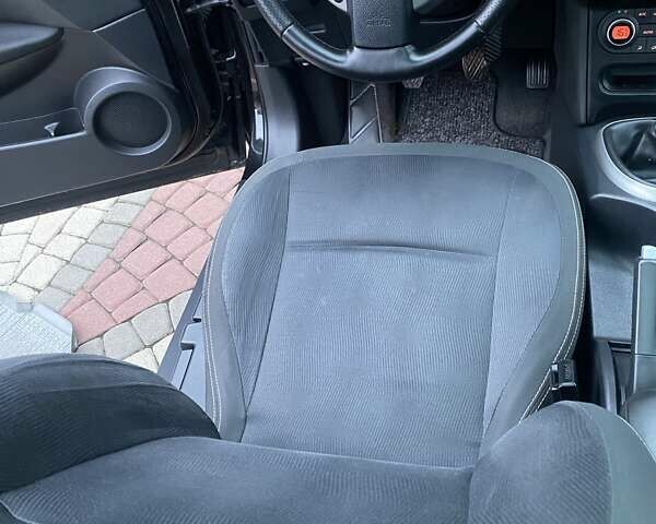 Черный Ниссан Кашкай 2, объемом двигателя 1.5 л и пробегом 228 тыс. км за 9800 $, фото 16 на Automoto.ua