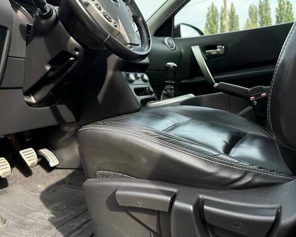 Чорний Ніссан Кашкай 2, об'ємом двигуна 1.5 л та пробігом 268 тис. км за 11250 $, фото 29 на Automoto.ua