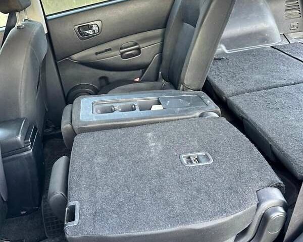 Черный Ниссан Кашкай 2, объемом двигателя 1.5 л и пробегом 218 тыс. км за 9500 $, фото 4 на Automoto.ua