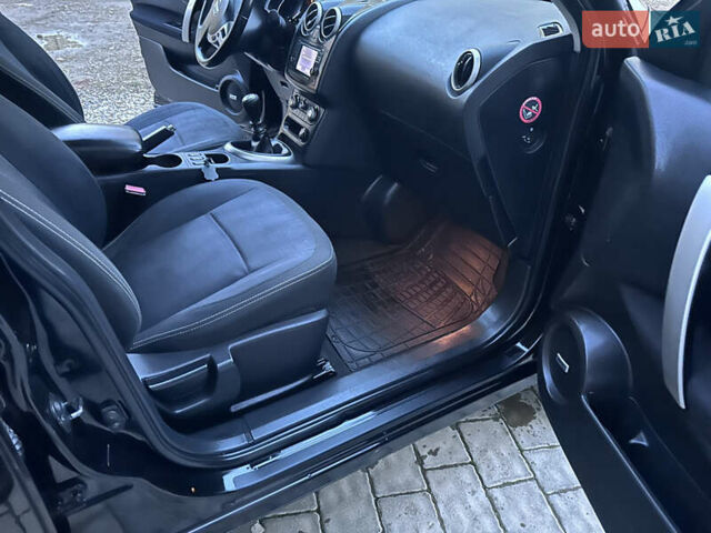 Черный Ниссан Кашкай 2, объемом двигателя 1.5 л и пробегом 228 тыс. км за 10950 $, фото 39 на Automoto.ua