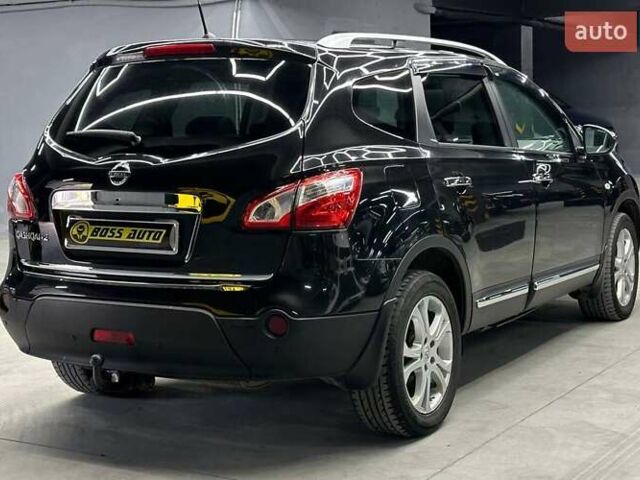 Черный Ниссан Кашкай 2, объемом двигателя 2 л и пробегом 242 тыс. км за 9899 $, фото 5 на Automoto.ua