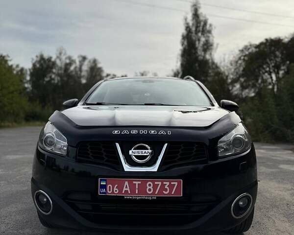 Чорний Ніссан Кашкай 2, об'ємом двигуна 1.5 л та пробігом 268 тис. км за 11250 $, фото 1 на Automoto.ua