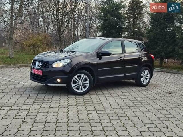 Черный Ниссан Кашкай 2, объемом двигателя 1.6 л и пробегом 220 тыс. км за 9950 $, фото 5 на Automoto.ua